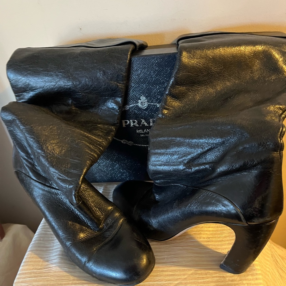 Authentic Prada Miu Miu Buttery Soft Lamb Skin Le… - image 8